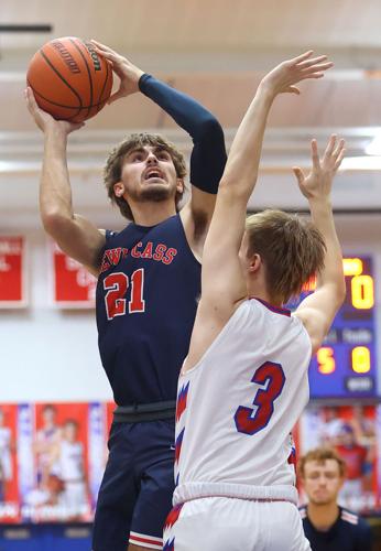 Caston vs Cass BBB 01.jpg