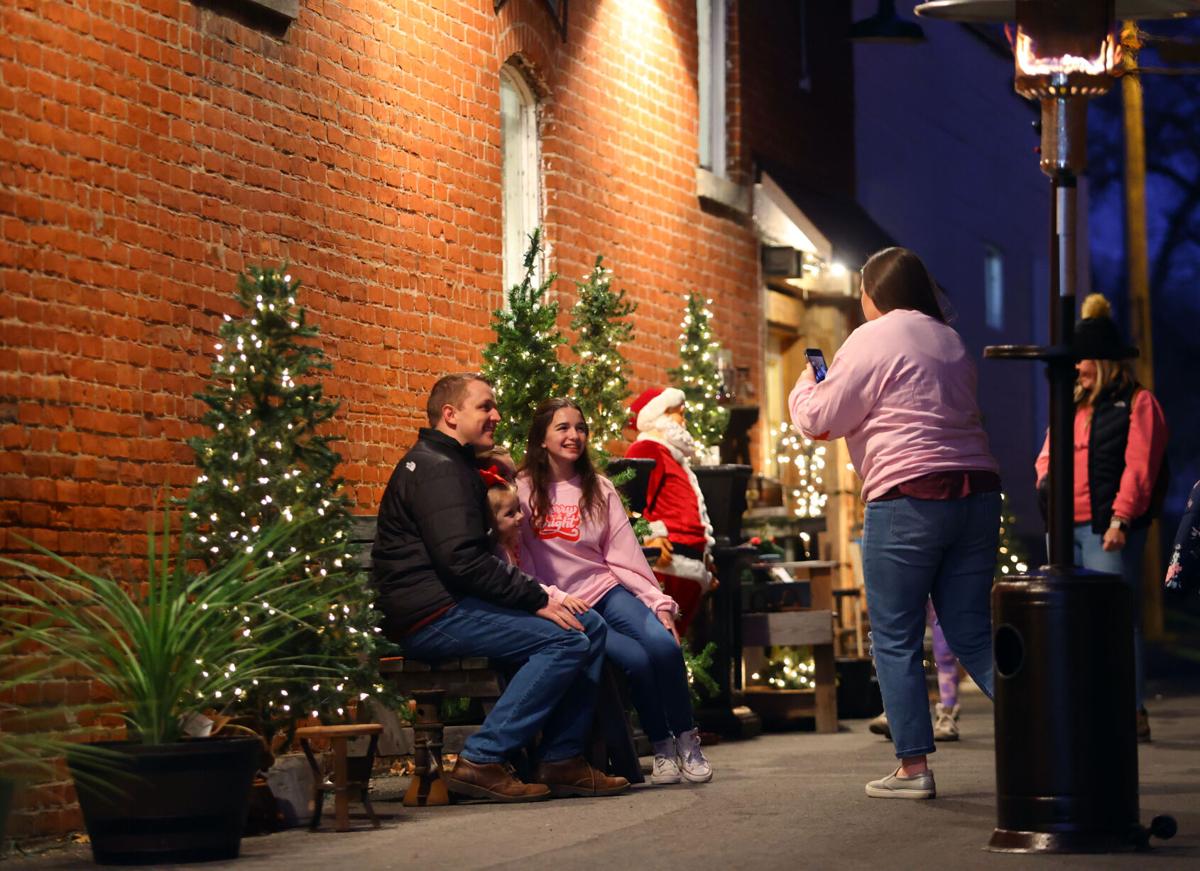 Christmas in Converse WEB ONLY 19.JPG