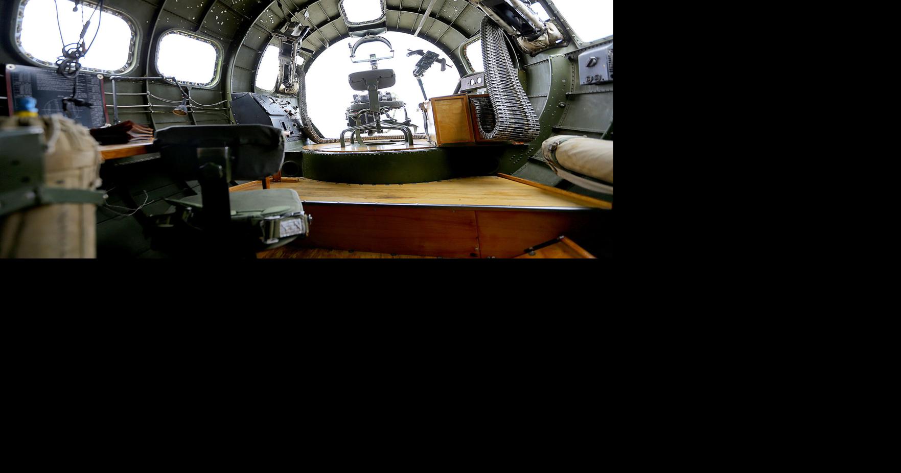 B17 at Kokomo Airport 05.jpg