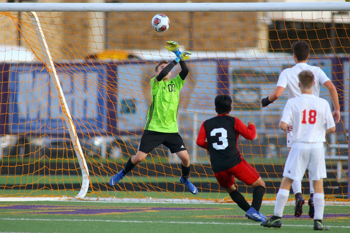 Sectional Soccer KHS vs LJ 53.JPG