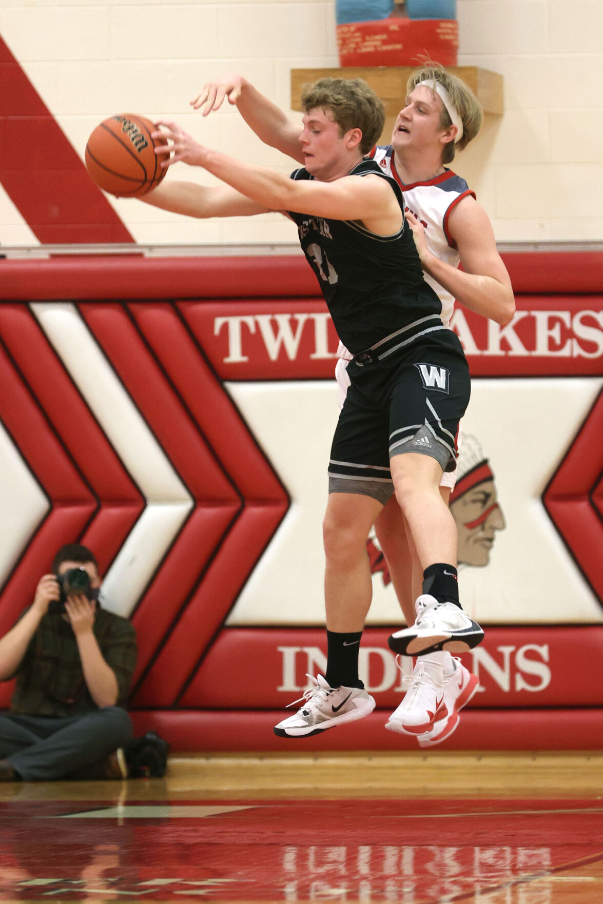 Sec WHS vs WL 12.JPG