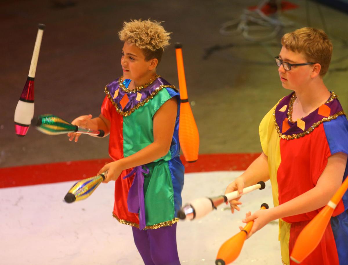 Peru Circus 10.JPG