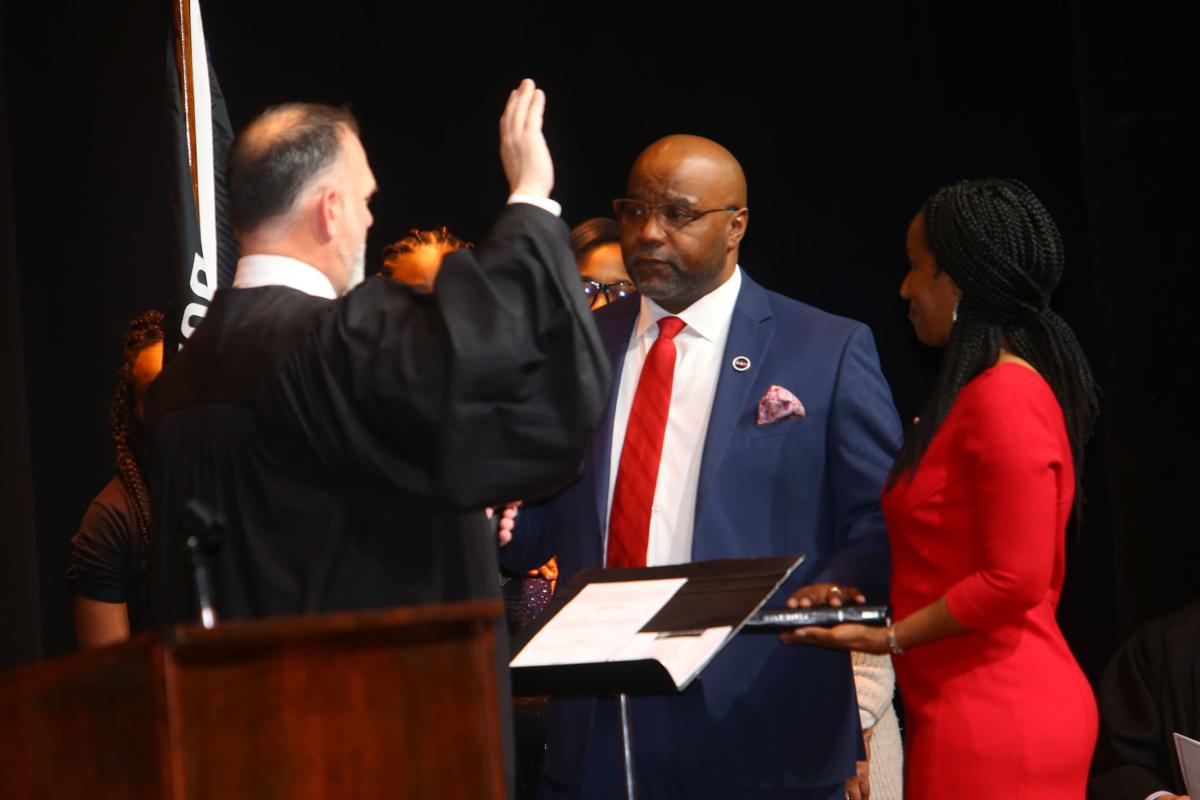 Oath of Office City Council 07.JPG