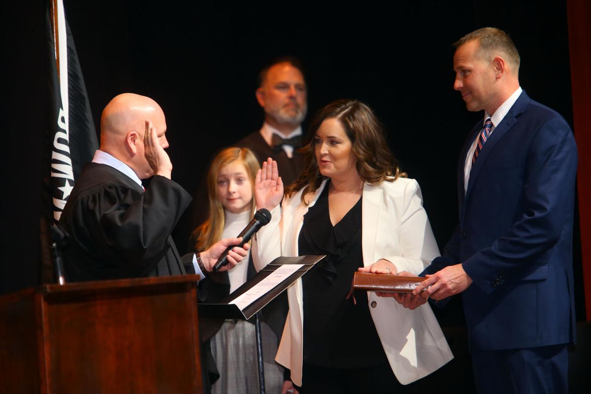 Oath of Office City Council 09.JPG