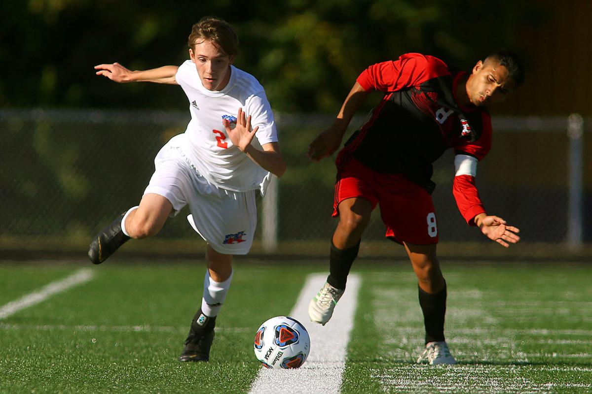 Sectional Soccer KHS vs LJ 03.jpg