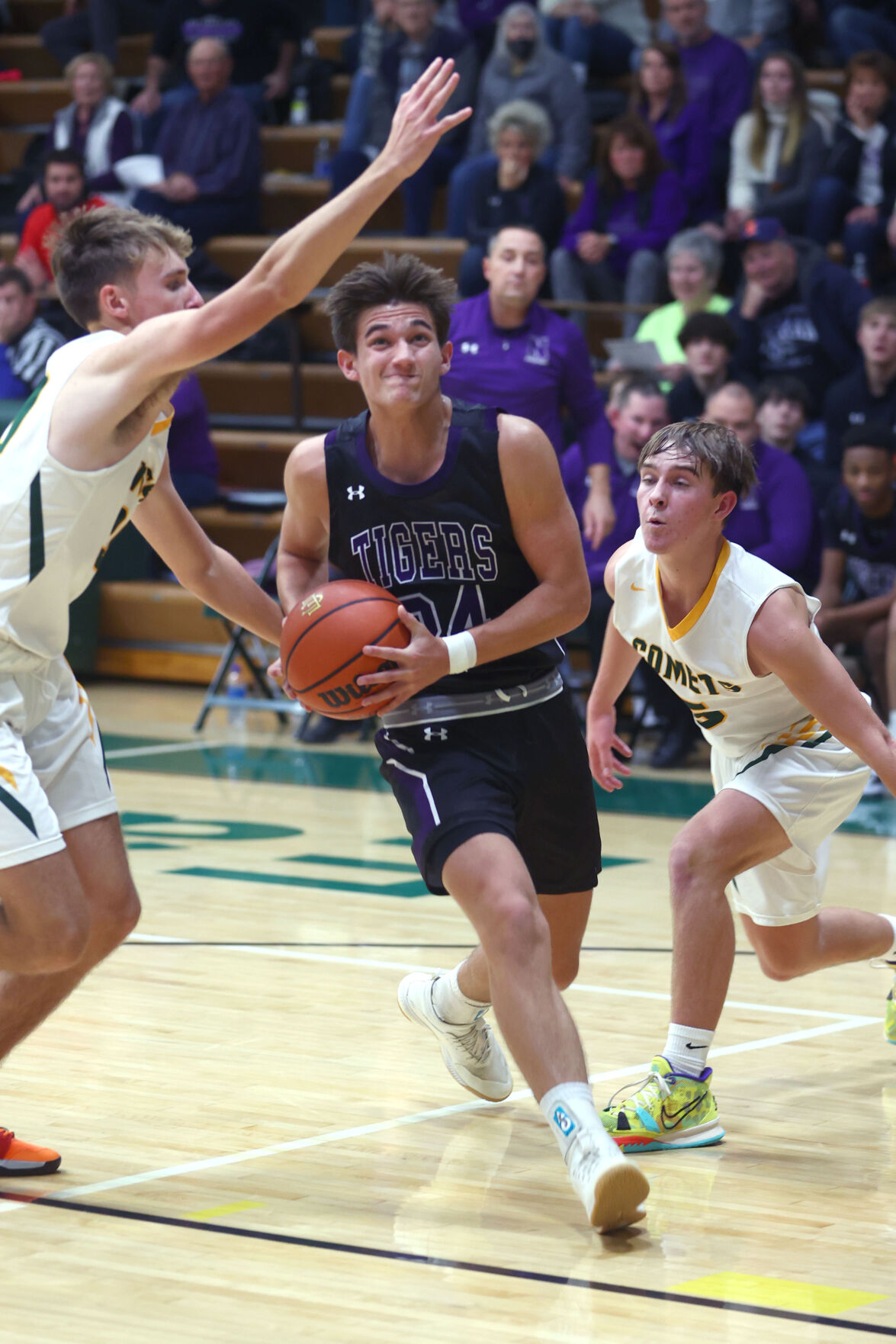 Basketball NHS vs EHS 33.JPG