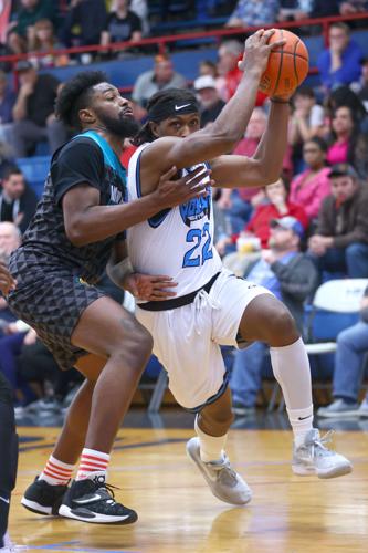 BobKats vs Warriors 35.JPG