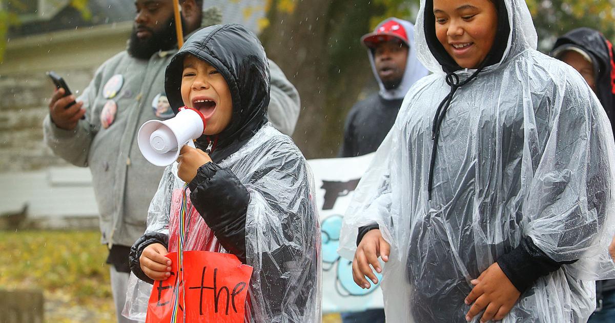 Community marches against violence | Local news | kokomotribune.com
