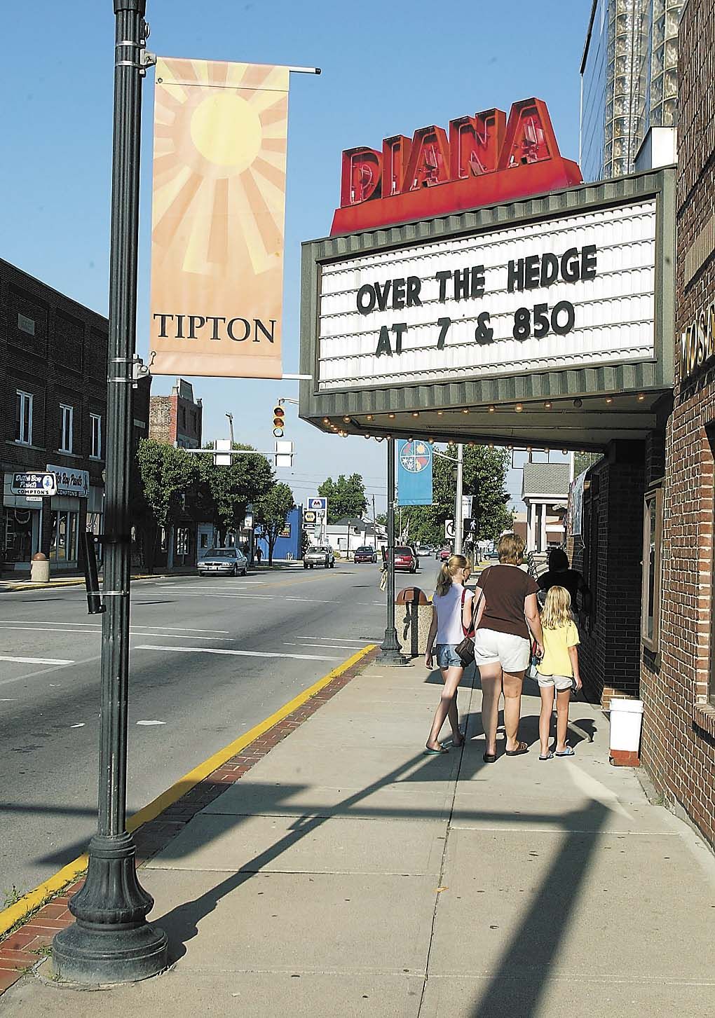Tipton’s Diana Theater going strong at 80 Local news