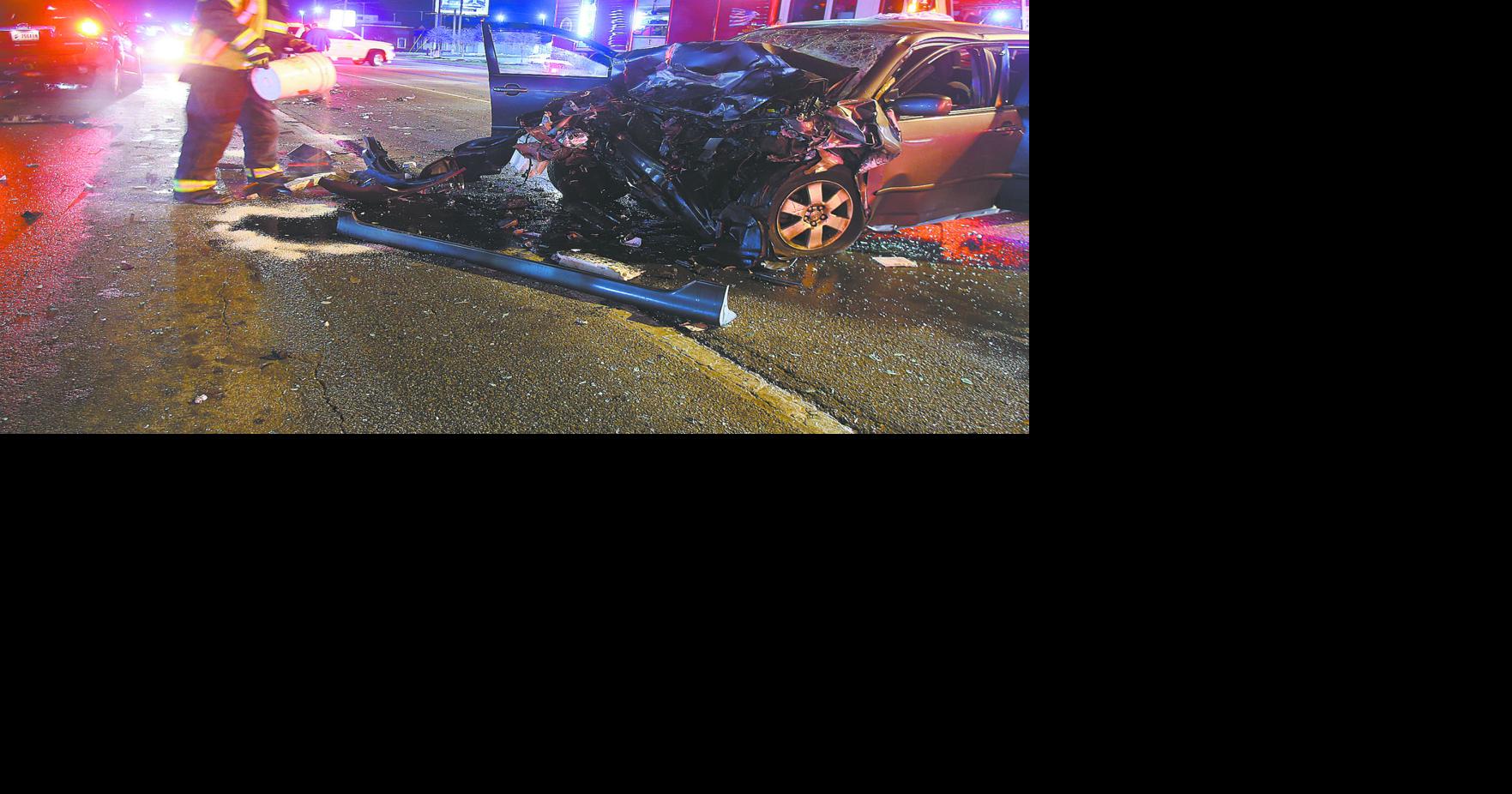 Two car accident causes serious injuries News