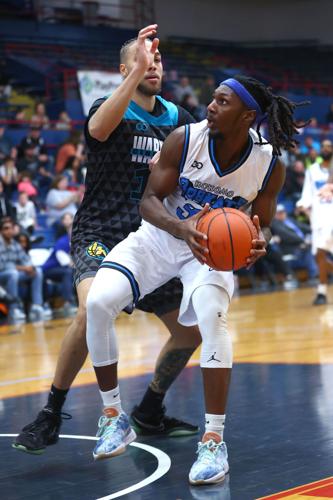 BobKats vs Warriors 38.JPG