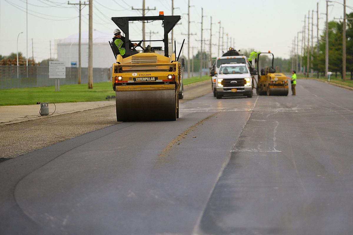 CONSTRUCTION AHEAD Local road resurfacing projects begin Local news