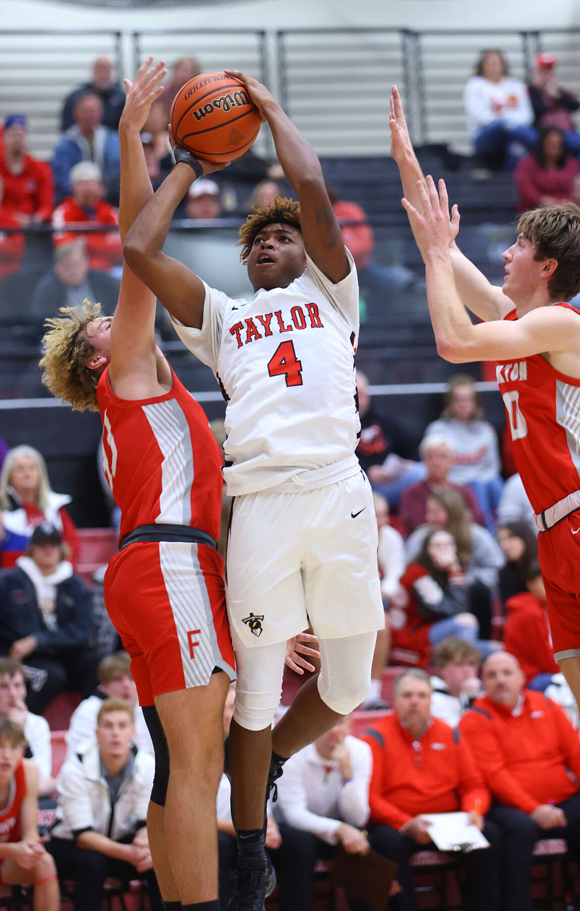 Taylor vs Frankton BBB 05.jpg