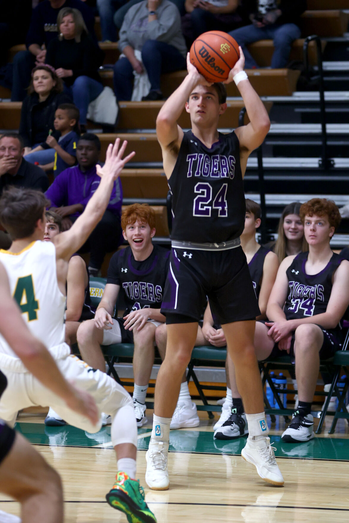 Basketball NHS vs EHS 22.JPG