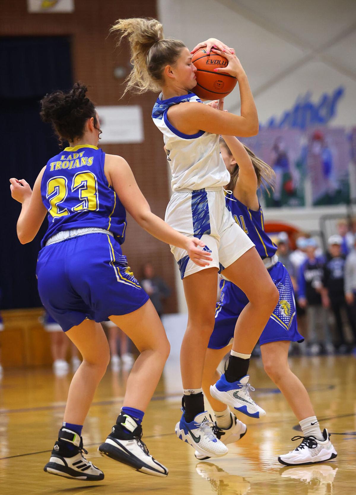 Tipton vs TC GBB 01.jpg