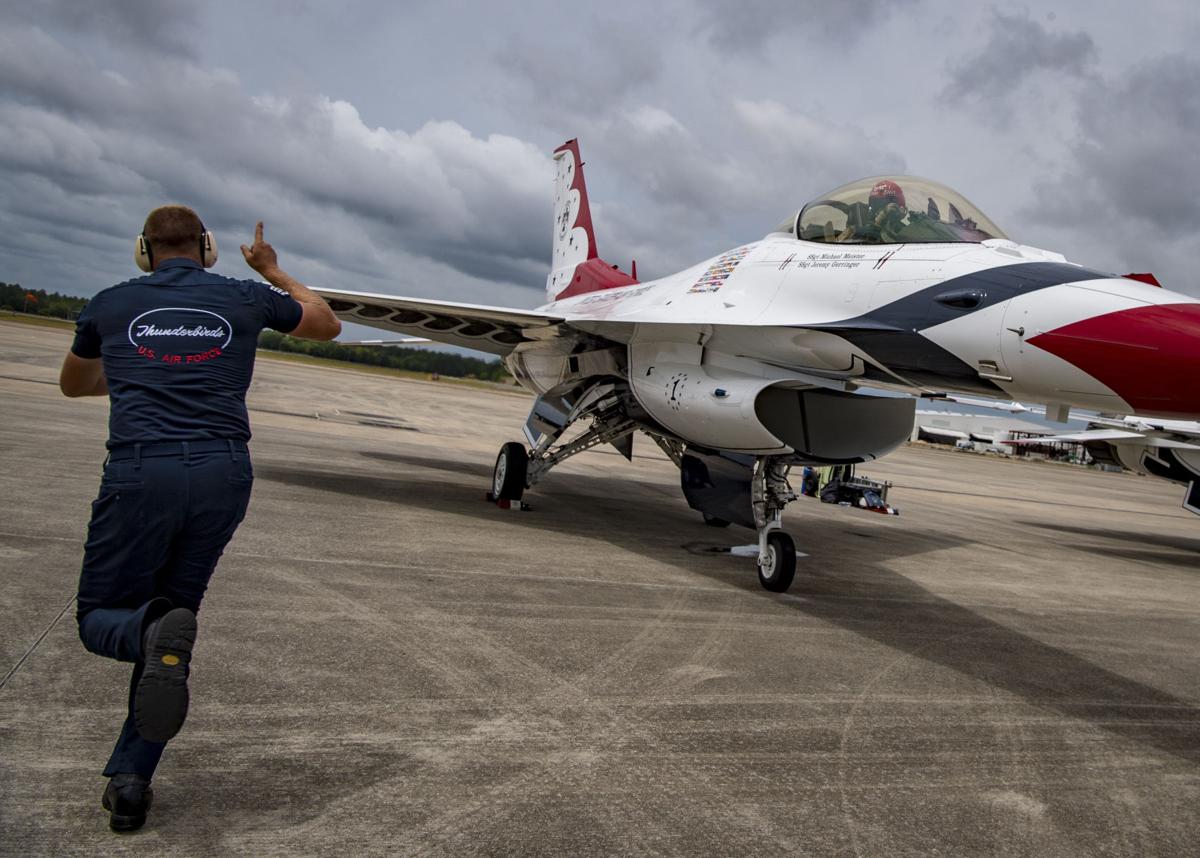 Eyes To The Sky World Class Aerial Acts Performing This Weekend At Grissom Air Show Local News Kokomotribune Com