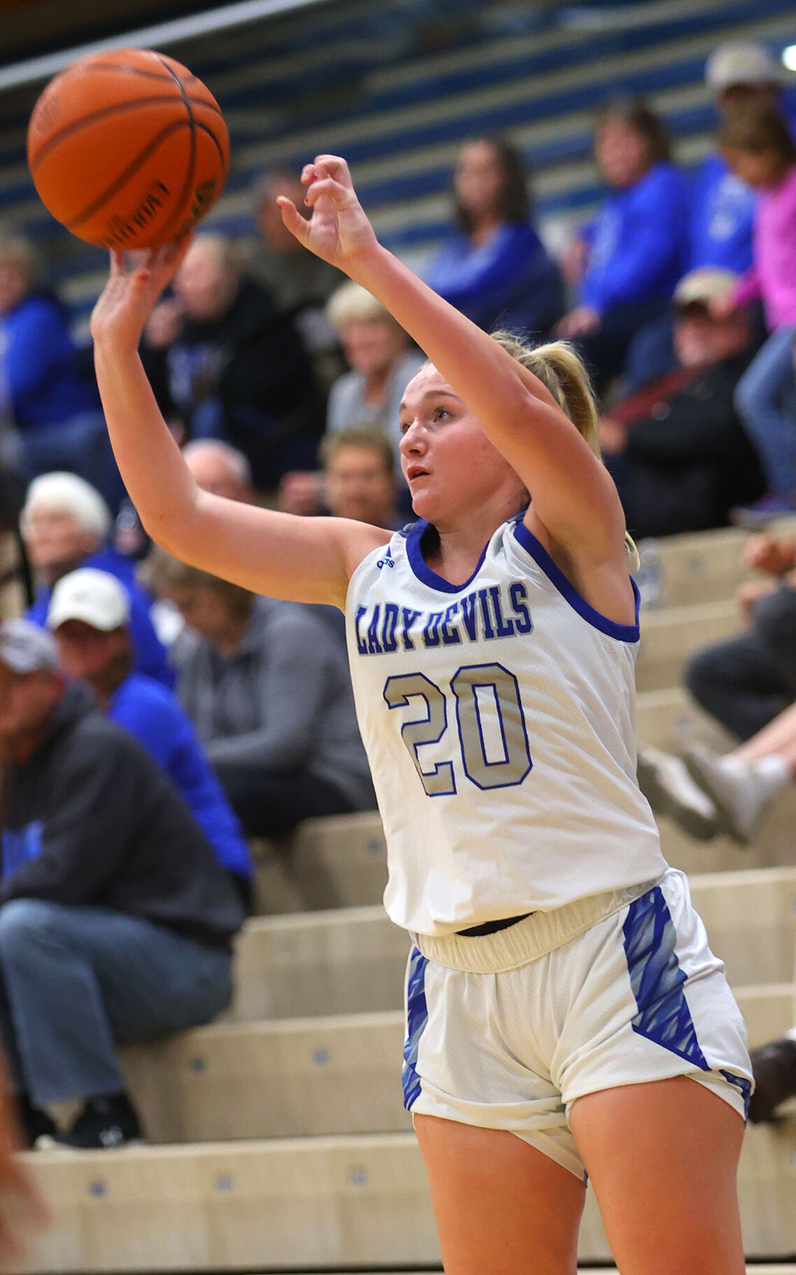 Tipton vs TC GBB 02.jpg