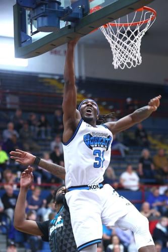 BobKats vs Warriors 41.JPG