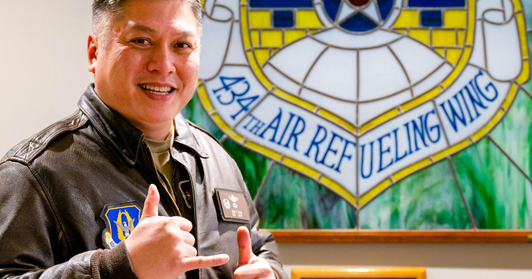 New commander at Grissom proud of Vietnamese roots - Vimarsana News