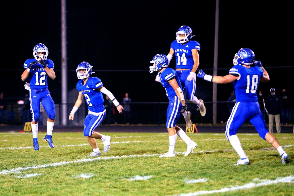 Sec FB - Tipton vs Lapel 55.JPG