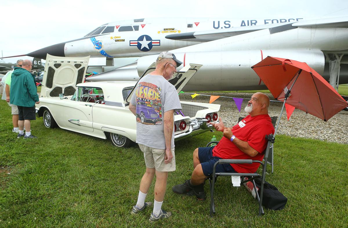 Warbird Cruise-In 04.jpg