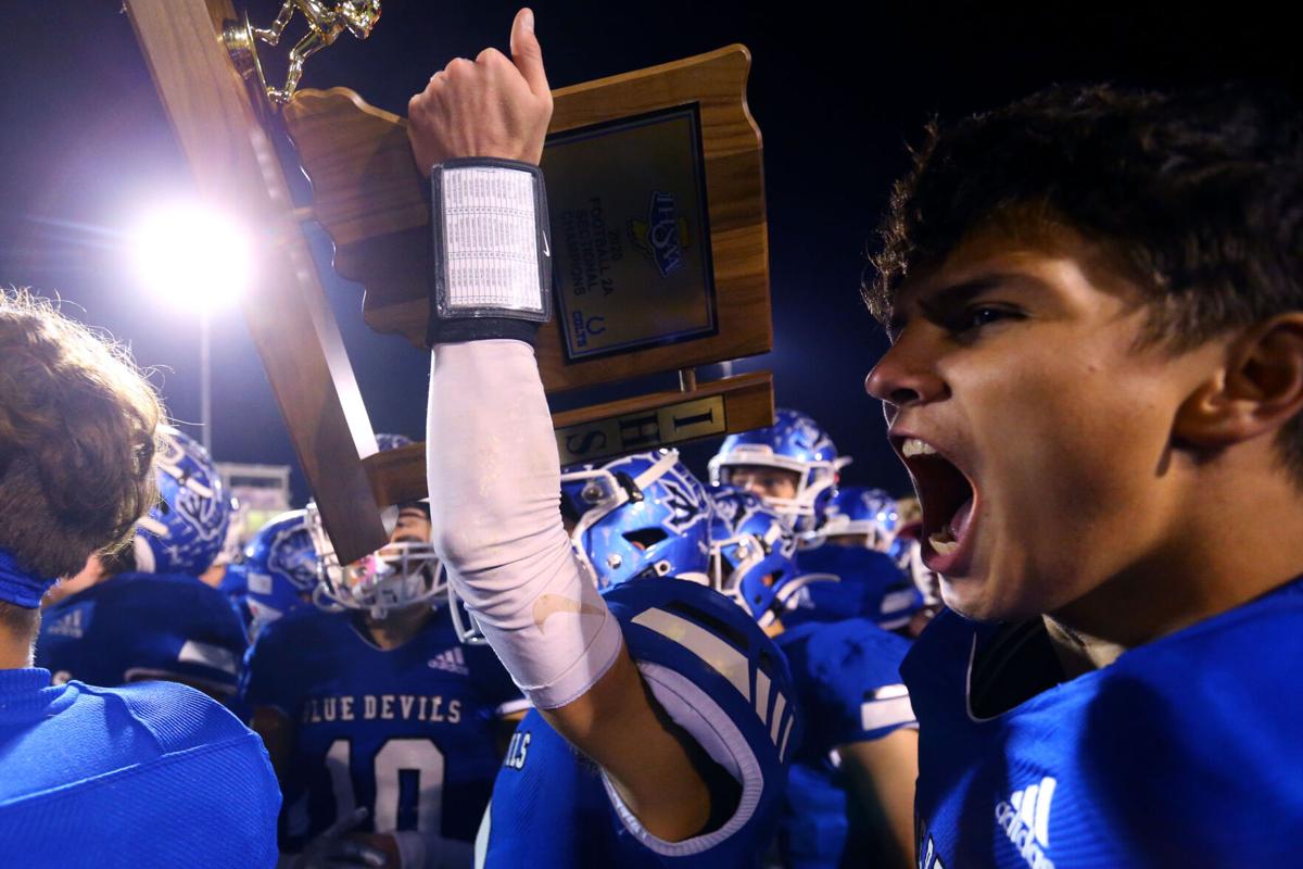 Sec FB - Tipton vs Lapel 58.JPG