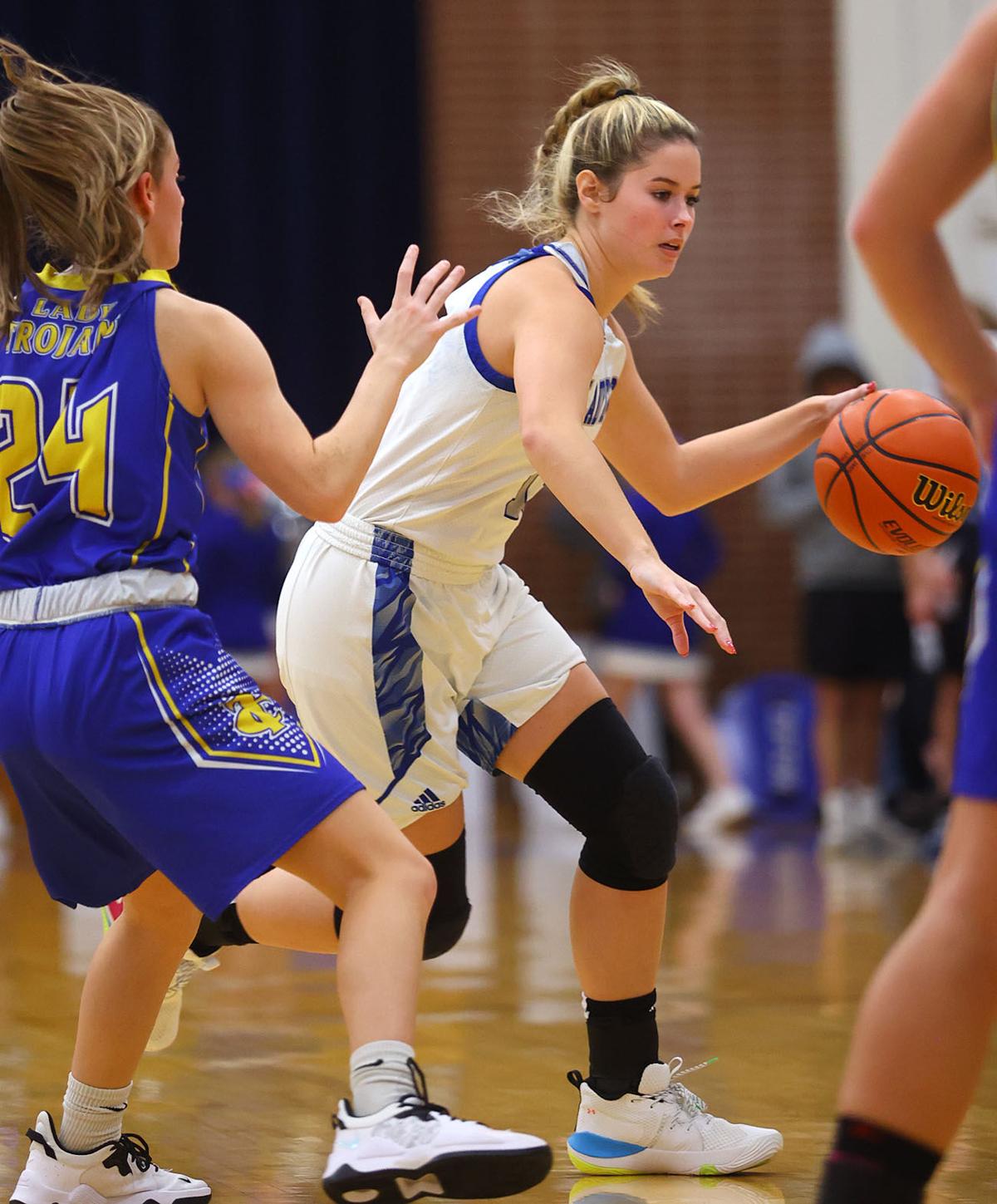 Tipton vs TC GBB 06.jpg