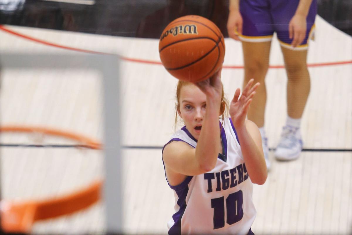Sec Girls BB - NHS vs Marion 22.JPG