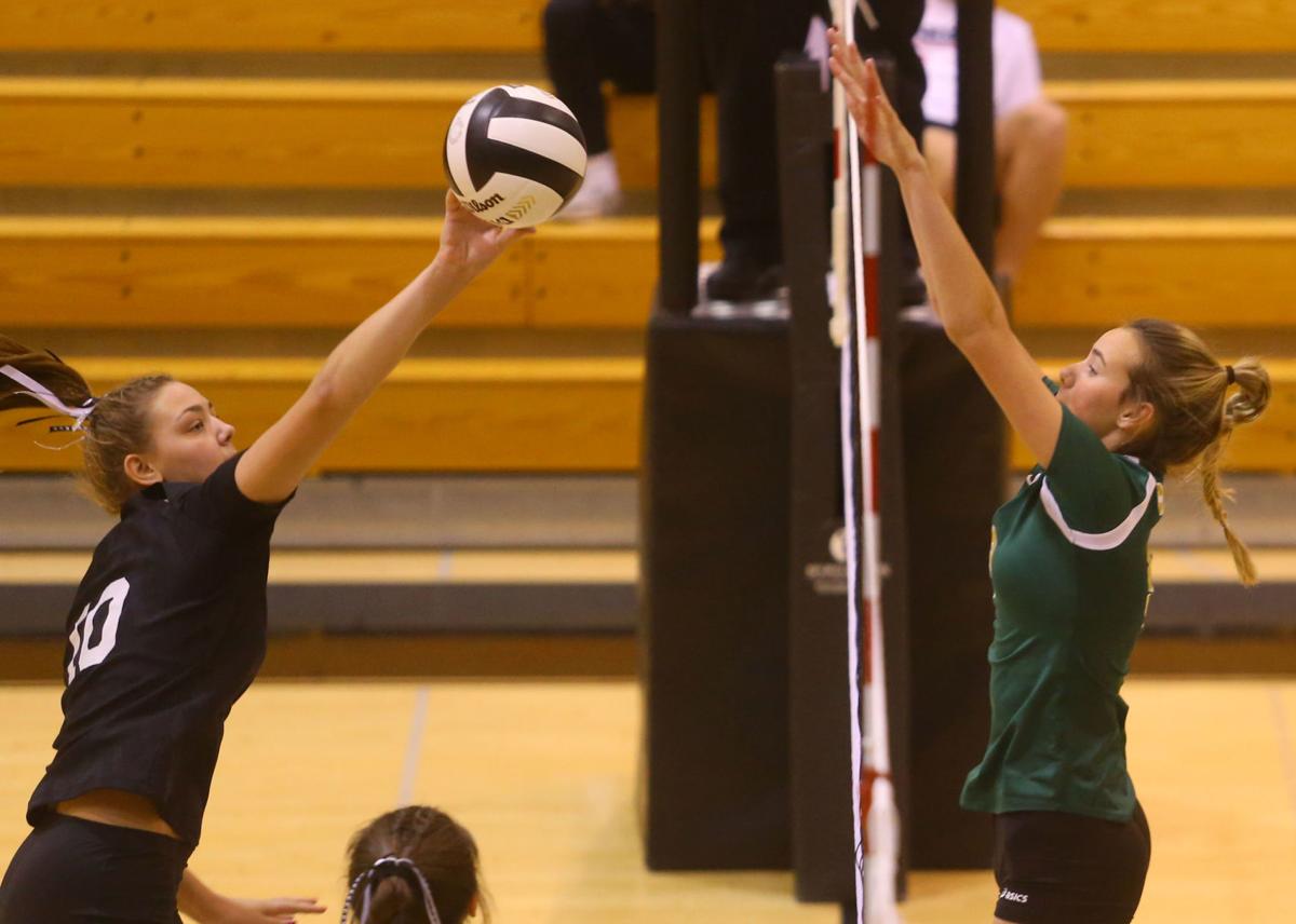 WHS vs EHS vball 09.JPG