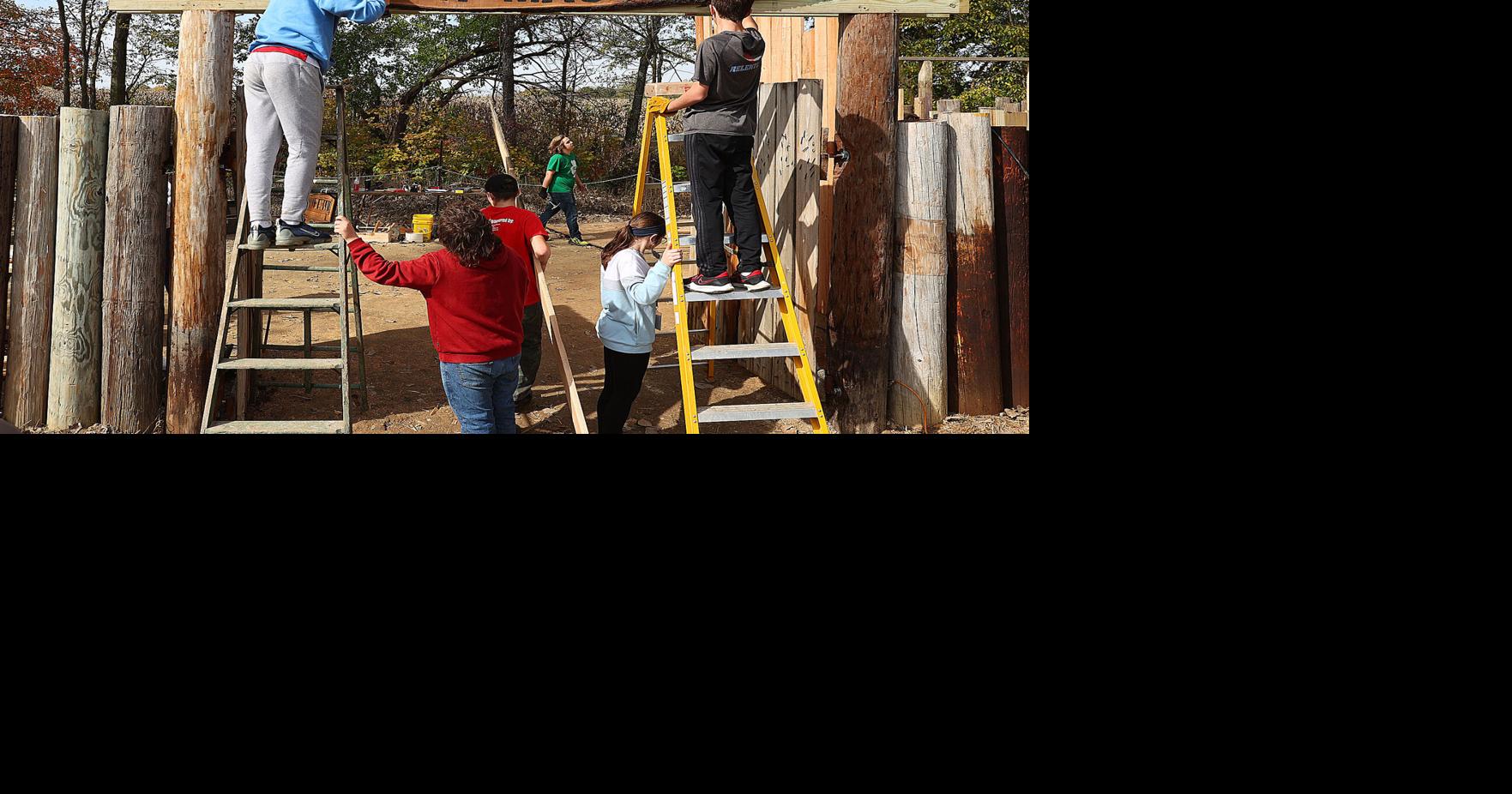 PHOTOS Maconaquah Middle School's Storm the Fort News