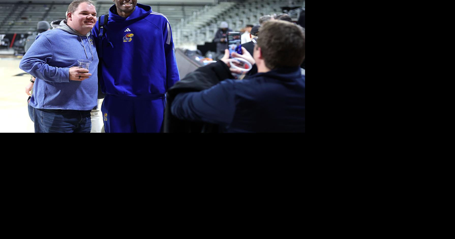 Fans enjoying watching Kokomo’s Bidunga grow at Kansas | News ...