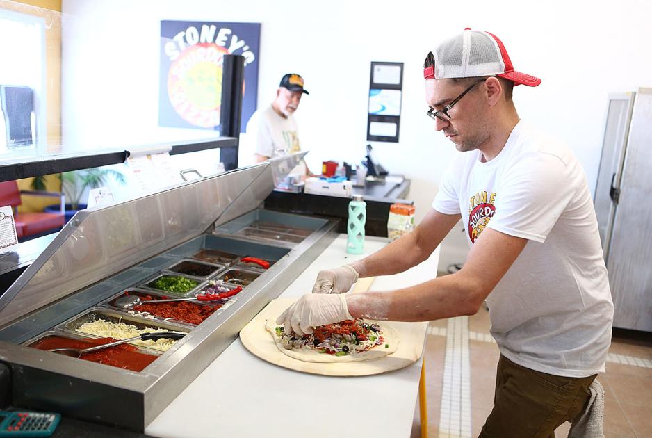 New pizza place opens on Kokomo's north side Local news