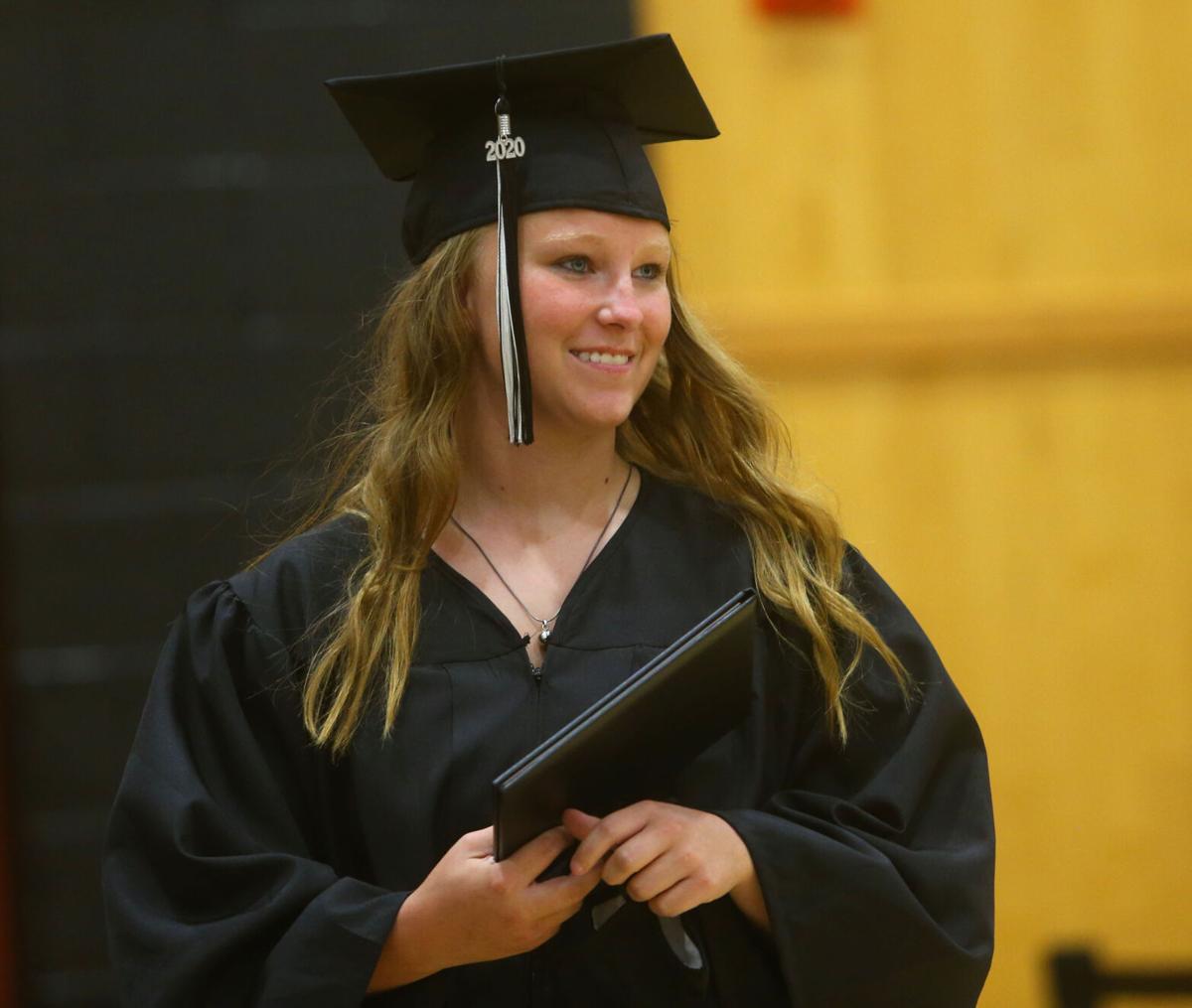 WHS grad WEB ONLY 091.JPG