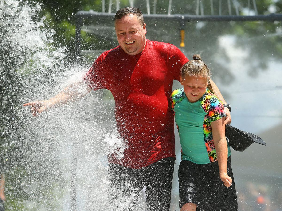 Water Spray 02.jpg