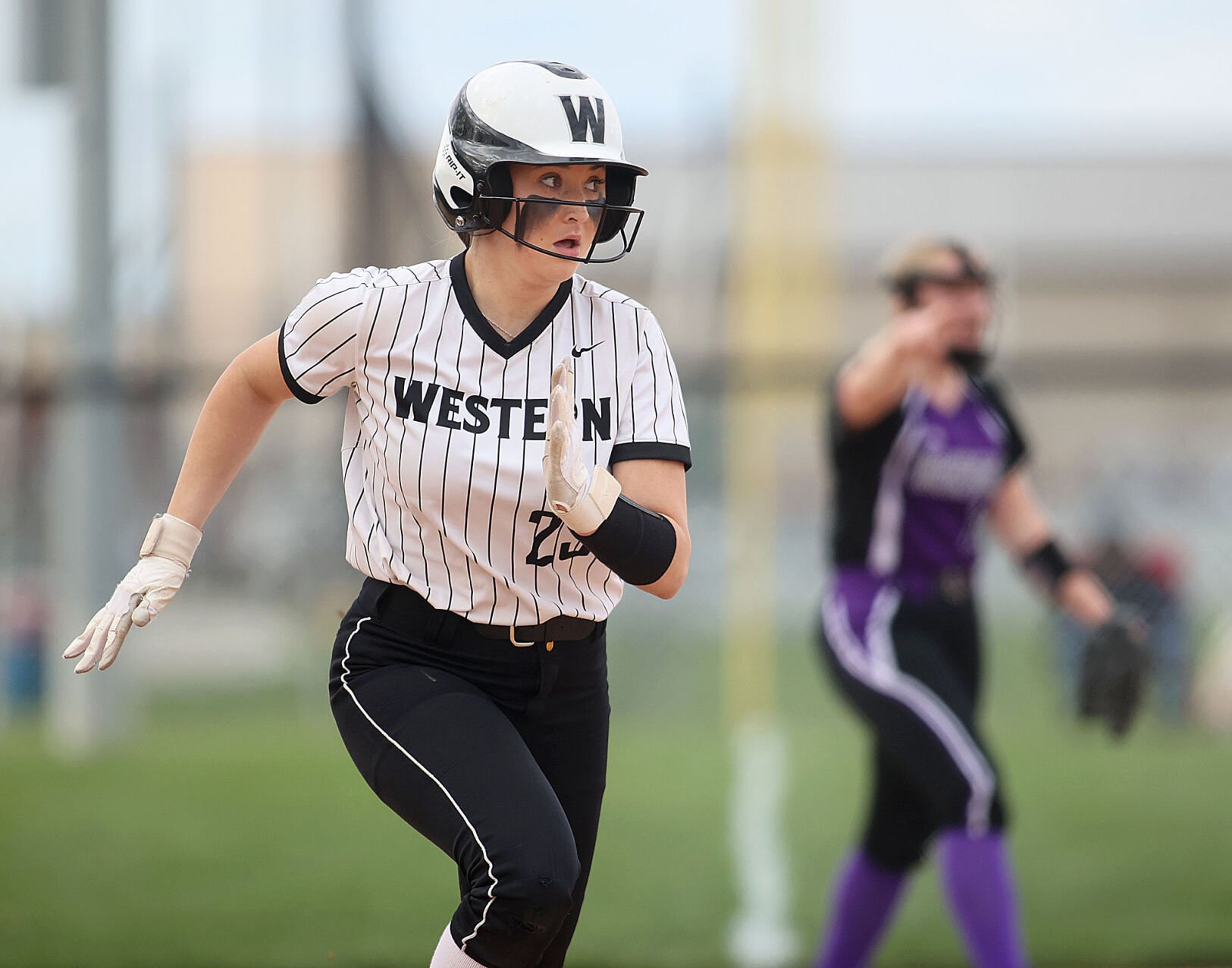 Western softball aims for repeat, Brynley Erb shines in No. 2 Twin Lakes Sectional showdown