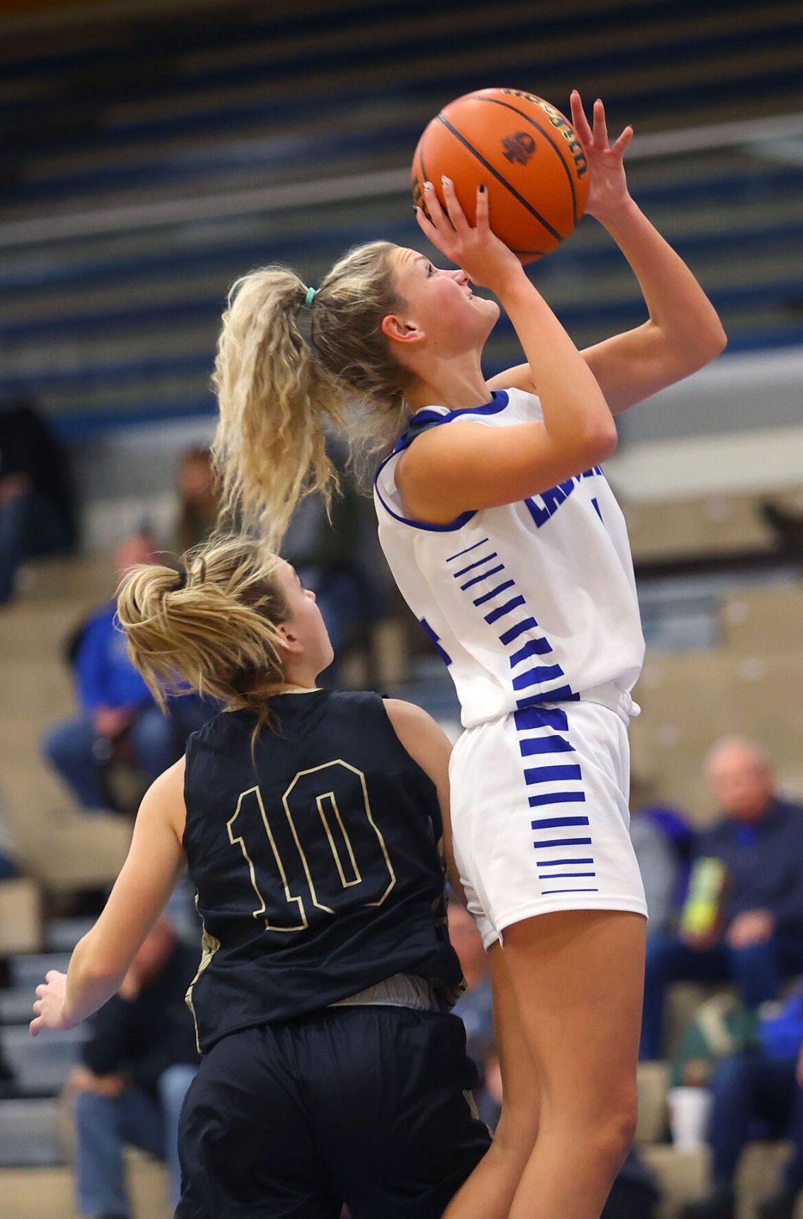 Tipton vs MG GBB 03.jpg