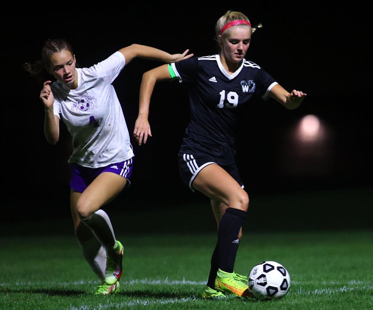 WHS vs Leo soccer regional 10.jpg