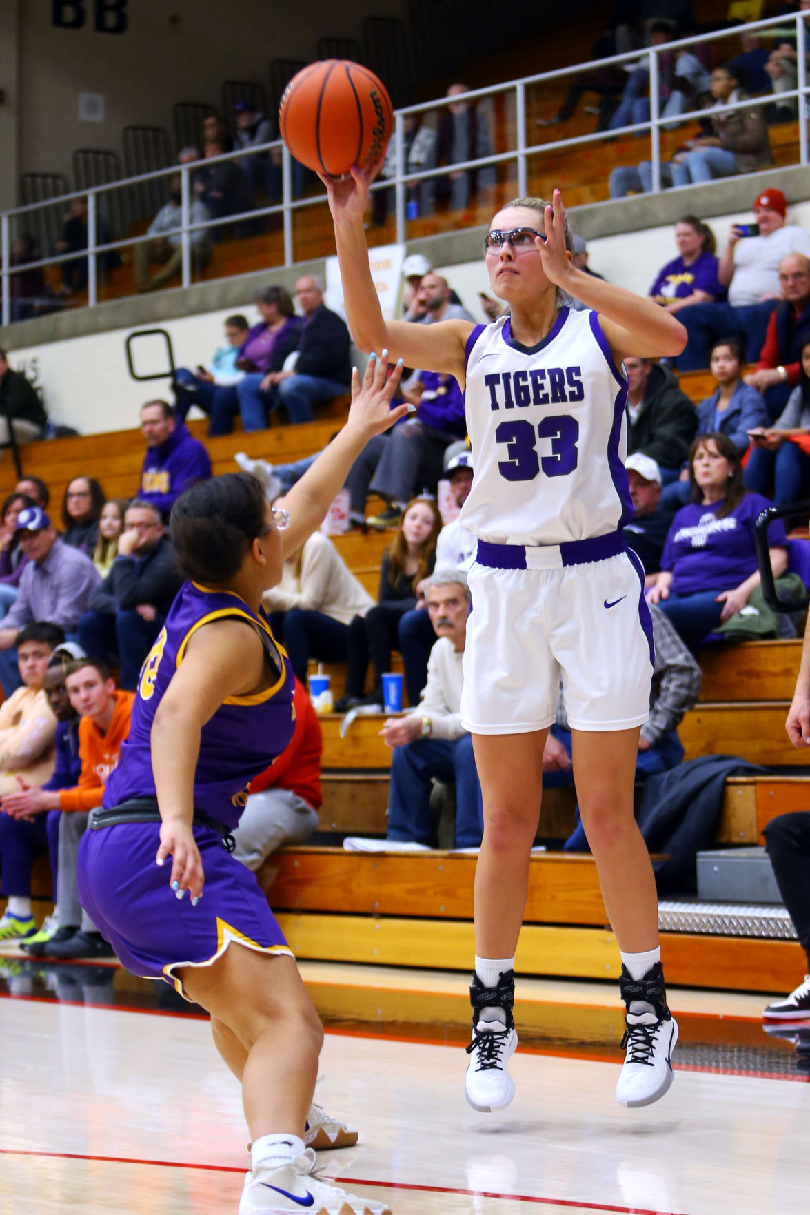 Sec Girls BB - NHS vs Marion 40.JPG