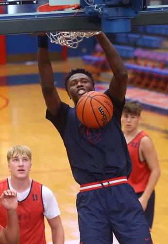 Meet the Kats 13.jpg