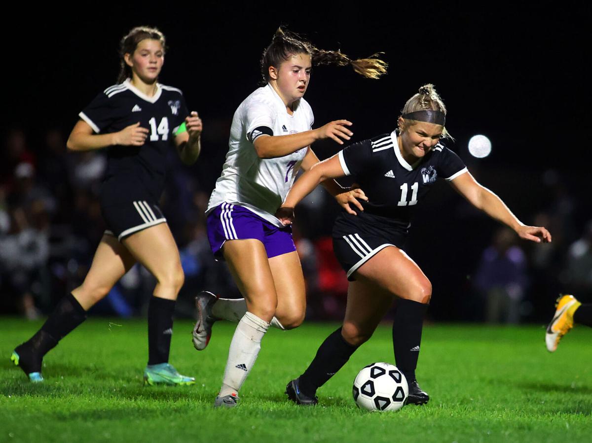 WHS vs Leo soccer regional 13.jpg