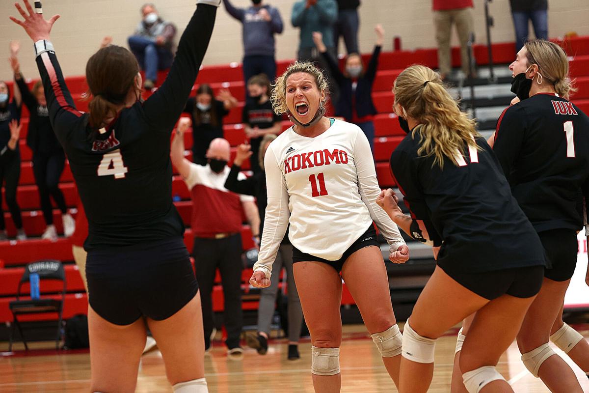 Volleyball IUK vs Aquinas 46.jpg