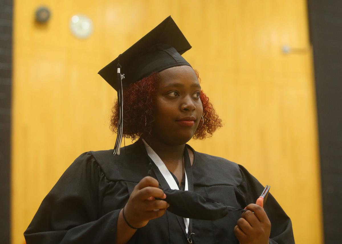 WHS grad WEB ONLY 095.JPG
