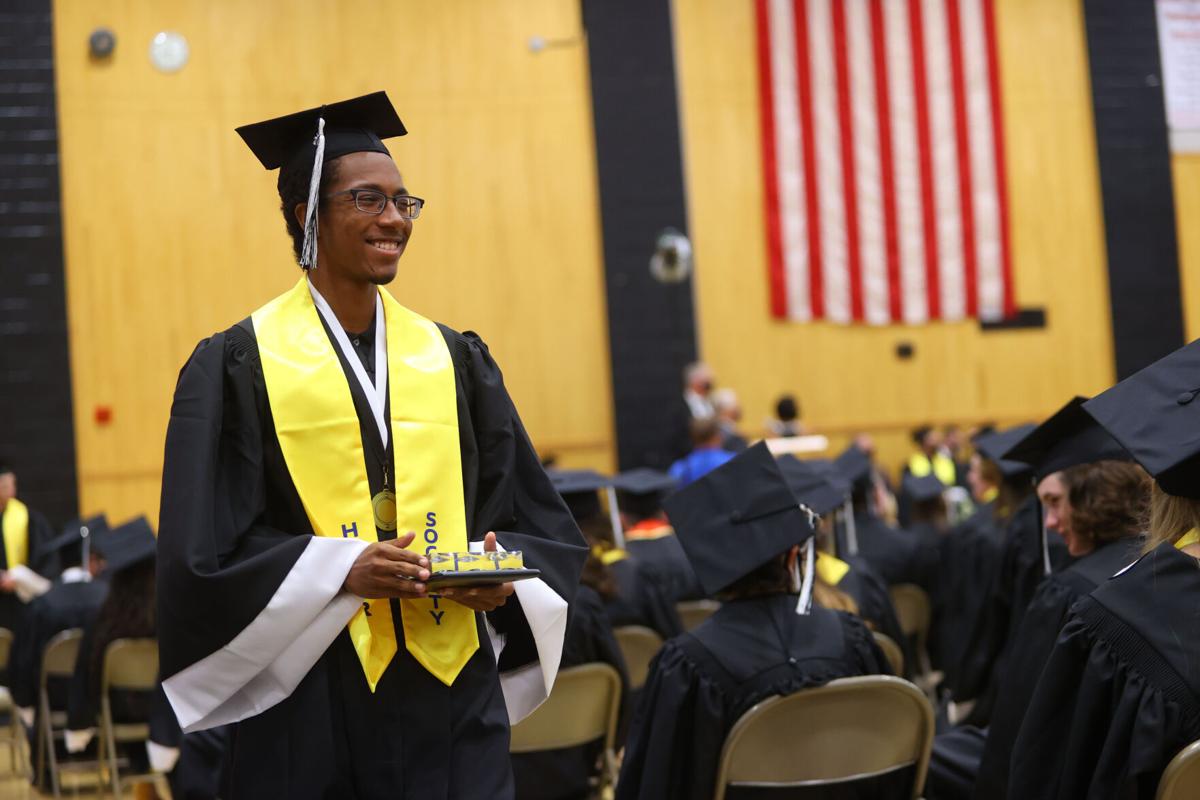 Western graduation WEB ONLY 104.JPG
