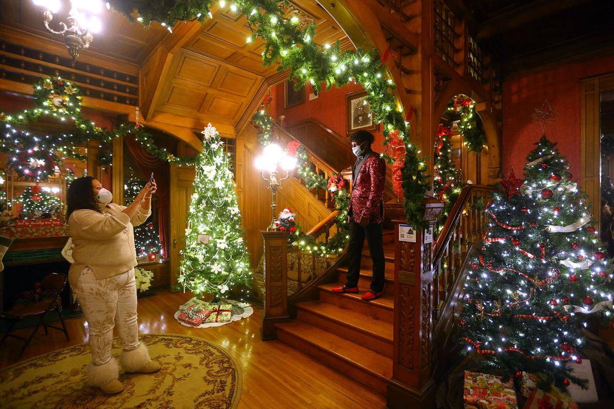 Seiberling Mansion Continues Annual Lighting Ceremony Tours Local News Kokomotribune Com
