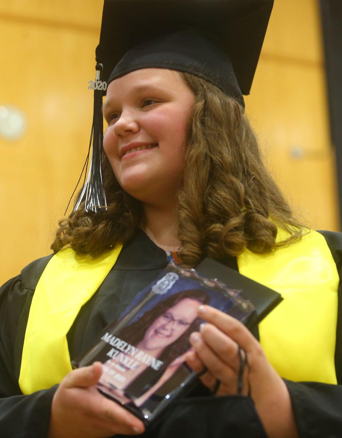 WHS grad WEB ONLY 096.JPG