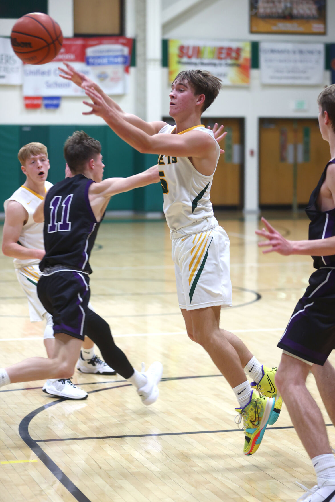 Basketball NHS vs EHS 03.JPG