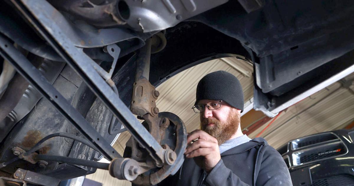 Not an easy fix: Local auto shops see influx of customers spending more to salvage old cars | Business
