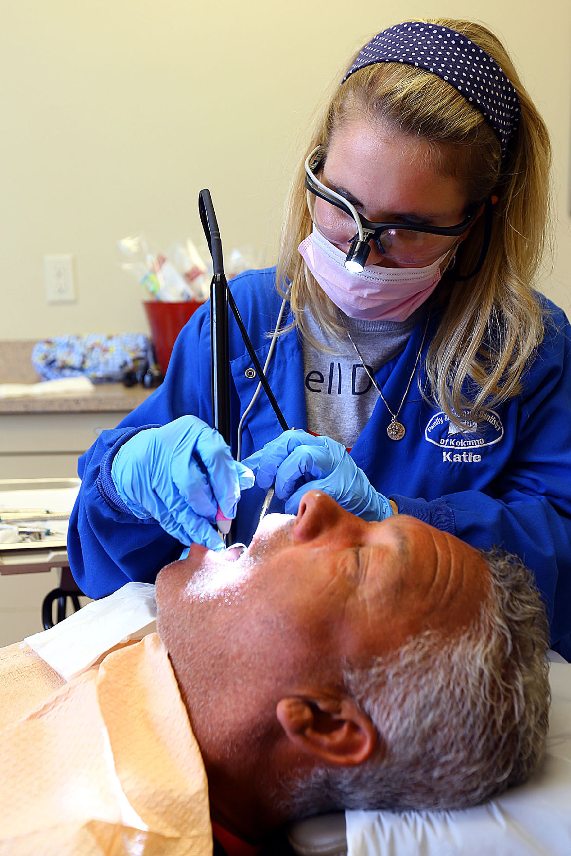 Kokomo dentists give back to veterans Local news