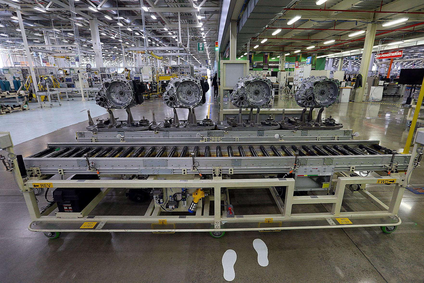 As FCA begins restarting Monday, no reopen date set for