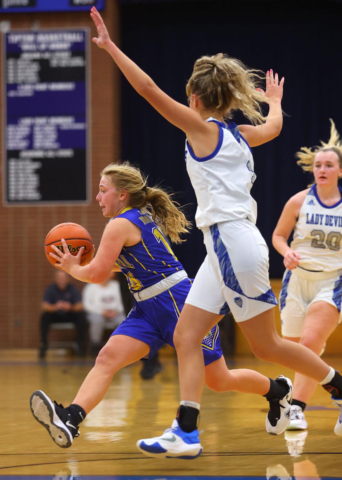 Tipton vs TC GBB 23.jpg